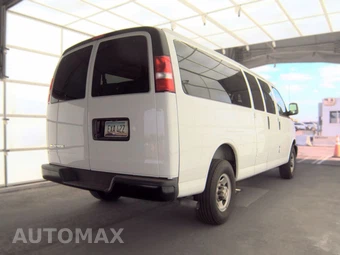 2025 Chevrolet Express 3500 Passenger Van LS 1LS 155.1" WB - miniatura 4