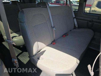 2025 Chevrolet Express 3500 Passenger Van LS 1LS 155.1" WB - miniatura 15