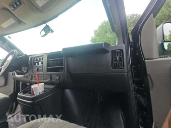 2025 Chevrolet Express 3500 Passenger Van LS 1LS 155.1" WB - miniatura 19