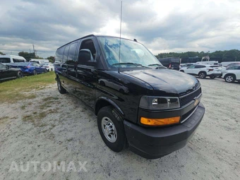 2025 Chevrolet Express 3500 Passenger Van LS 1LS 155.1" WB - miniatura 4