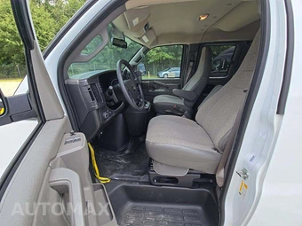 2025 Chevrolet Express 3500 Passenger Van LS 1LS 155.1" WB - miniatura 3