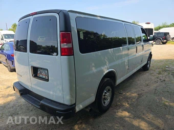 2025 Chevrolet Express 3500 Passenger Van LS 1LS 155.1" WB - miniatura 3