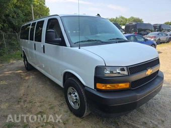 2025 Chevrolet Express 3500 Passenger Van LS 1LS 155.1" WB - miniatura 4
