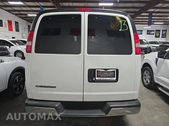 2025 Chevrolet Express 3500 Passenger Van LT 1LT 155.1" WB - miniatura 5