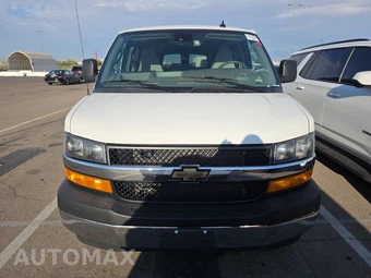 2025 Chevrolet Express 3500 Passenger Van LT 1LT 155.1" WB - miniatura 2