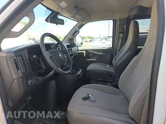 2025 Chevrolet Express 3500 Passenger Van LT 1LT 155.1" WB - miniatura 11