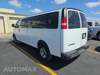 2025 Chevrolet Express 3500 Passenger Van LT 1LT 155.1" WB - miniatura 6