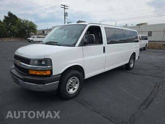 2025 Chevrolet Express 3500 Passenger Van LT 1LT 155.1" WB
