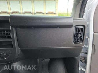 2025 Chevrolet Express 3500 Passenger Van LT 1LT 155.1" WB - miniatura 19