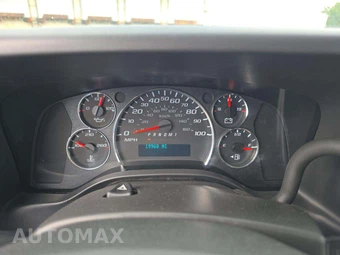 2025 Chevrolet Express 3500 Passenger Van LT 1LT 155.1" WB - miniatura 9