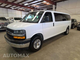 2025 Chevrolet Express 3500 Passenger Van LT 1LT 155.1" WB