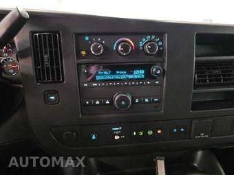 2025 Chevrolet Express 3500 Passenger Van LT 1LT 155.1" WB - miniatura 10