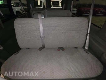 2025 Chevrolet Express 3500 Passenger Van LT 1LT 155.1" WB - miniatura 13