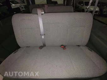 2025 Chevrolet Express 3500 Passenger Van LT 1LT 155.1" WB - miniatura 13