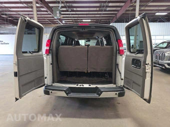 2025 Chevrolet Express 3500 Passenger Van LT 1LT 155.1" WB - miniatura 14