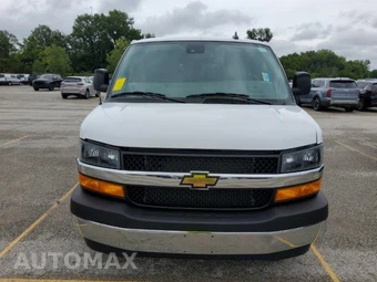 2025 Chevrolet Express 3500 Passenger Van LT 1LT 155.1" WB - miniatura 2