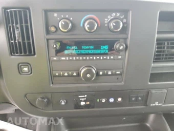 2025 Chevrolet Express 3500 Passenger Van LT 1LT 155.1" WB - miniatura 9