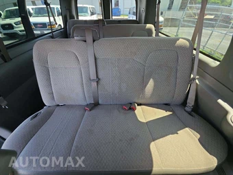 2025 Chevrolet Express 3500 Passenger Van LT 1LT 155.1" WB - miniatura 13