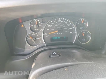2025 Chevrolet Express 3500 Passenger Van LT 1LT 155.1" WB - miniatura 11