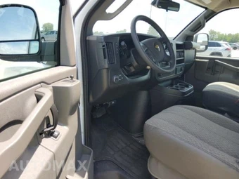 2025 Chevrolet Express 3500 Passenger Van LT 1LT 155.1" WB - miniatura 5