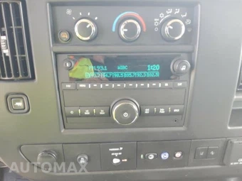 2025 Chevrolet Express 3500 Passenger Van LT 1LT 155.1" WB - miniatura 9