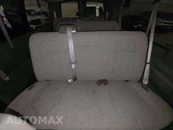 2025 Chevrolet Express 3500 Passenger Van LT 1LT 155.1" WB - miniatura 13