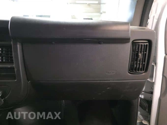 2025 Chevrolet Express 3500 Passenger Van LT 1LT 155.1" WB - miniatura 19