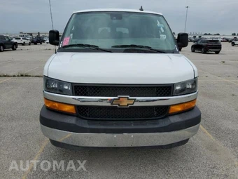 2025 Chevrolet Express 3500 Passenger Van LT 1LT 155.1" WB - miniatura 2