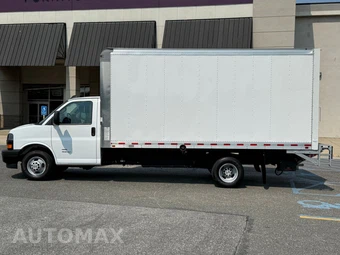 2025 Chevrolet Express 4500 Cutaway 2WT DRW 177.0" WB - miniatura 10