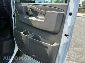 2025 Chevrolet Express 4500 Cutaway 2WT DRW 177.0" WB - miniatura 16
