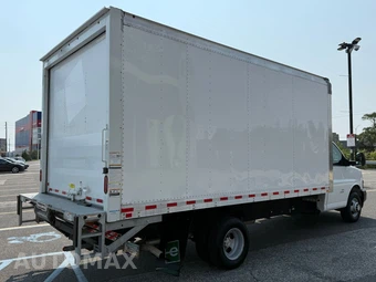 2025 Chevrolet Express 4500 Cutaway 2WT DRW 177.0" WB - miniatura 6