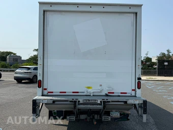 2025 Chevrolet Express 4500 Cutaway 2WT DRW 177.0" WB - miniatura 7