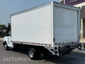 2025 Chevrolet Express 4500 Cutaway 2WT DRW 177.0" WB - miniatura 9