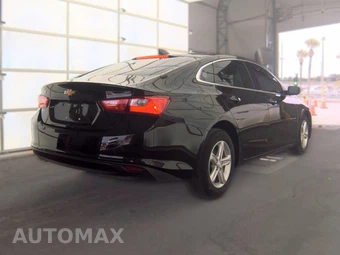 2025 Chevrolet Malibu LS 1LS – miniatura 4