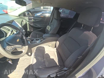 2025 Chevrolet Malibu LS 1LS – miniatura 7