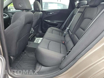 2025 Chevrolet Malibu LT 1LT – miniatura 13