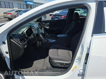 2025 Chevrolet Malibu LT 1LT - miniatura 3