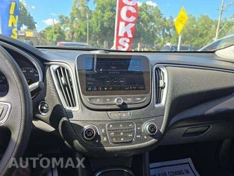 2025 Chevrolet Malibu LT 1LT – miniatura 10