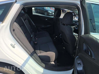 2025 Chevrolet Malibu LT 1LT - miniatura 13