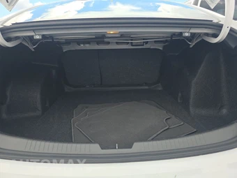 2025 Chevrolet Malibu LT 1LT – miniatura 23