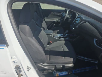 2025 Chevrolet Malibu LT 1LT - miniatura 8