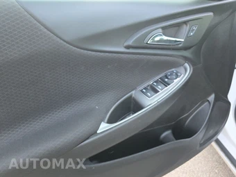 2025 Chevrolet Malibu LT 1LT - miniatura 9