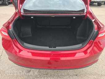 2025 Chevrolet Malibu LT 1LT – miniatura 11