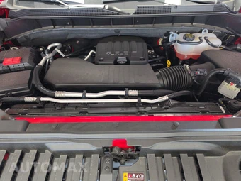 2025 Chevrolet Silverado 1500 Custom Crew Cab Short Bed 1CX - miniatura 15