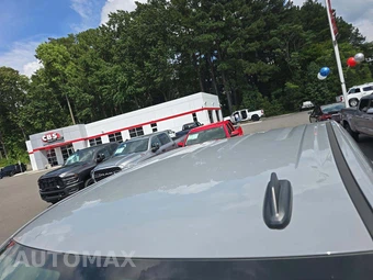 2025 Chevrolet Silverado 1500 Custom Crew Cab Short Bed 1CX - miniatura 12