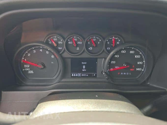 2025 Chevrolet Silverado 1500 Custom Crew Cab Short Bed 1CX - miniatura 9