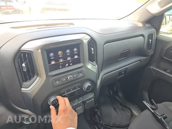 2025 Chevrolet Silverado 1500 Custom Crew Cab Short Bed 1CX - miniatura 27