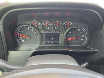 2025 Chevrolet Silverado 1500 Custom Crew Cab Short Bed 1CX - miniatura 9