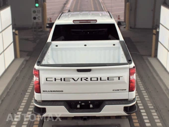 2025 Chevrolet Silverado 1500 Custom Crew Cab Short Bed 1CX - miniatura 5