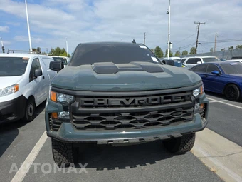 2025 Chevrolet Silverado 1500 Custom Trail Boss Crew Cab Short Bed 2CX - miniatura 2